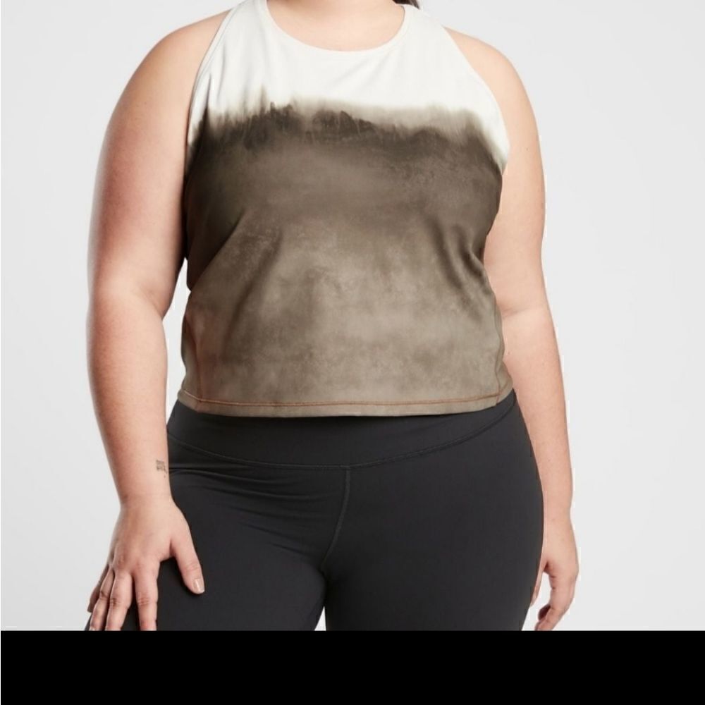 ‎Athleta Crop Top